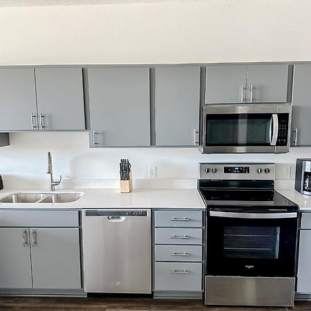 Sleepover 1Bd 1Ba Des Moines Apartments Экстерьер фото