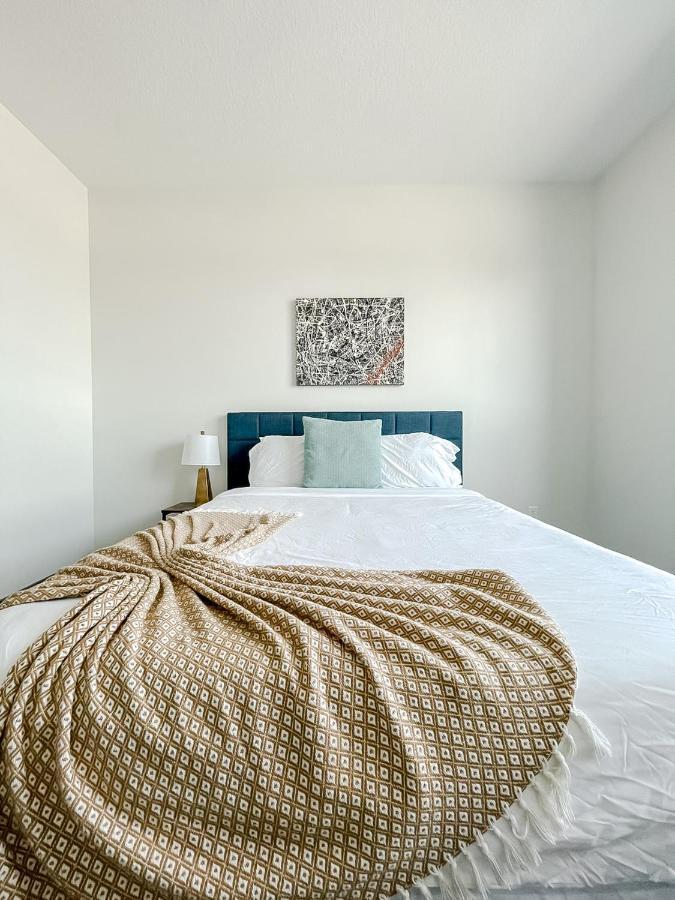 Sleepover 1Bd 1Ba Des Moines Apartments Экстерьер фото
