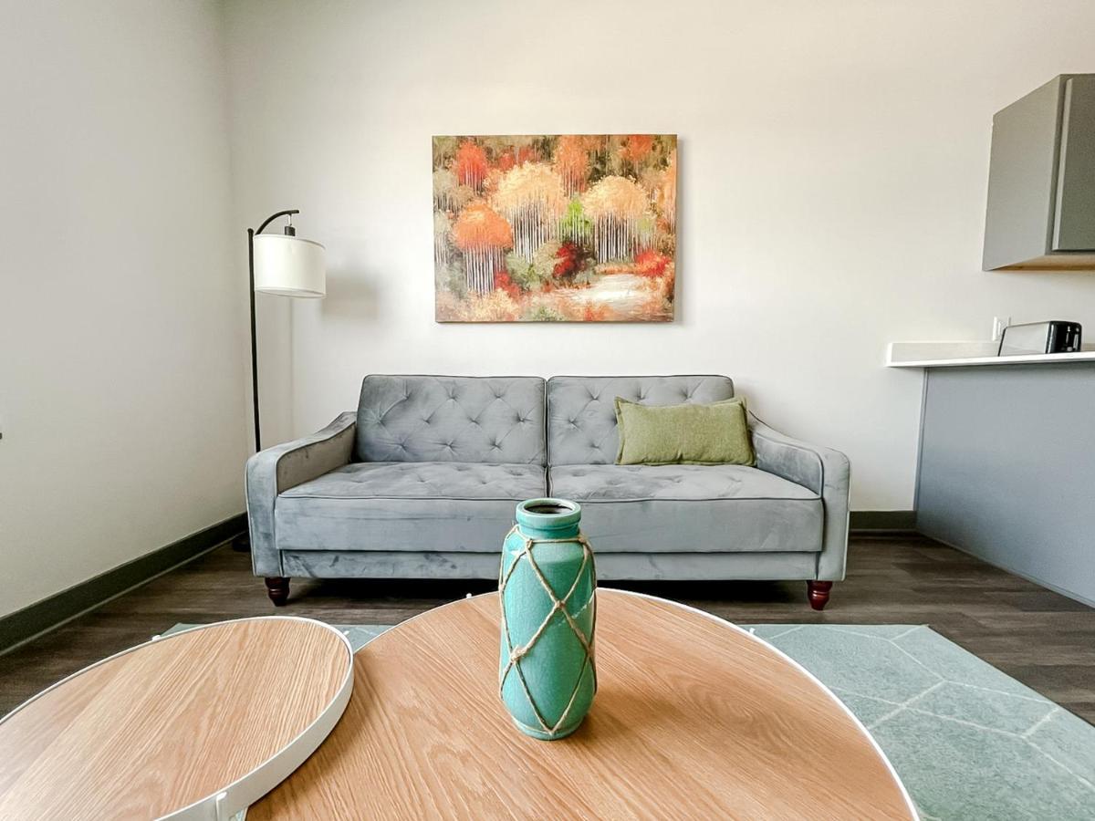 Sleepover 1Bd 1Ba Des Moines Apartments Экстерьер фото