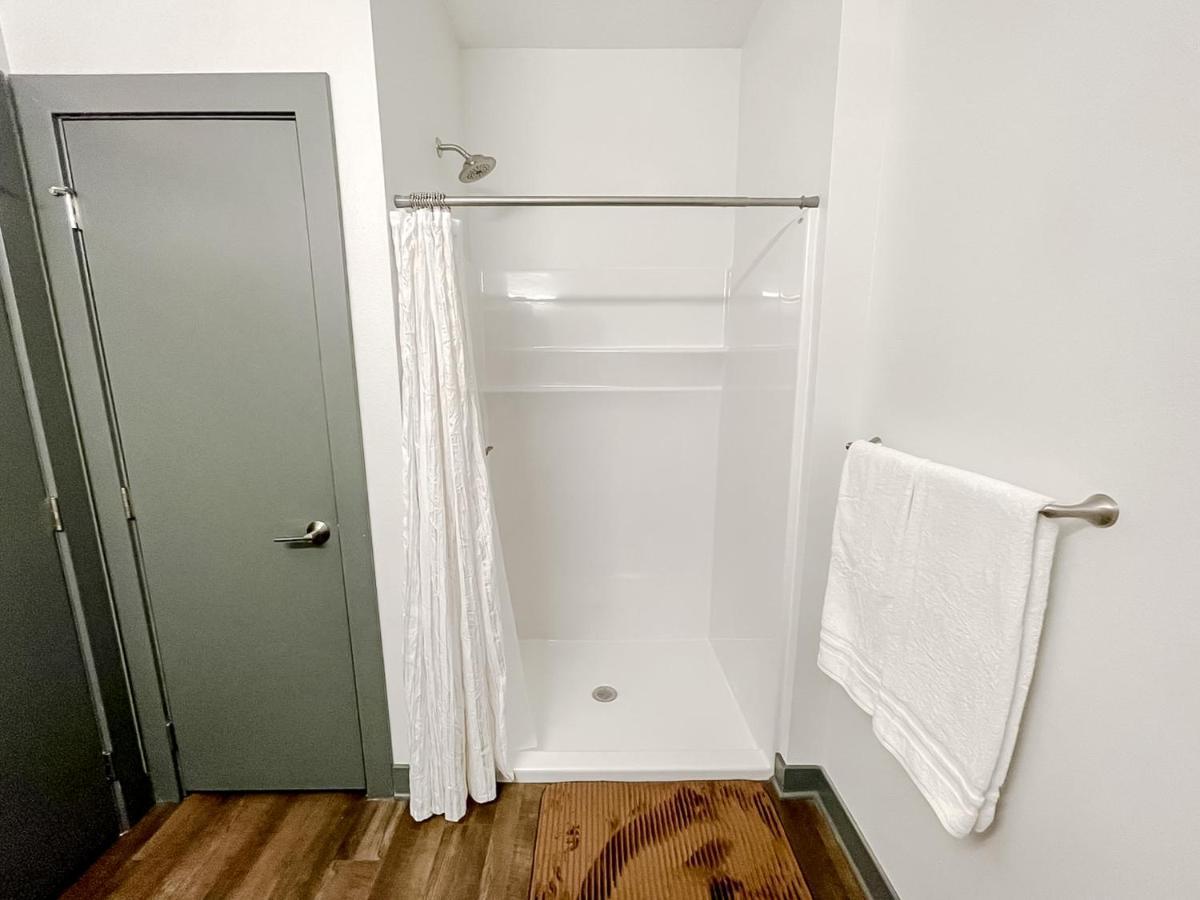Sleepover 1Bd 1Ba Des Moines Apartments Экстерьер фото