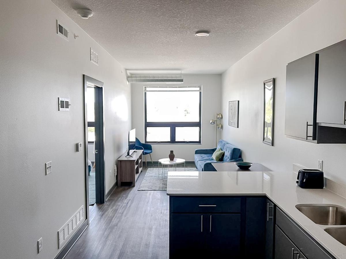 Sleepover 1Bd 1Ba Des Moines Apartments Экстерьер фото
