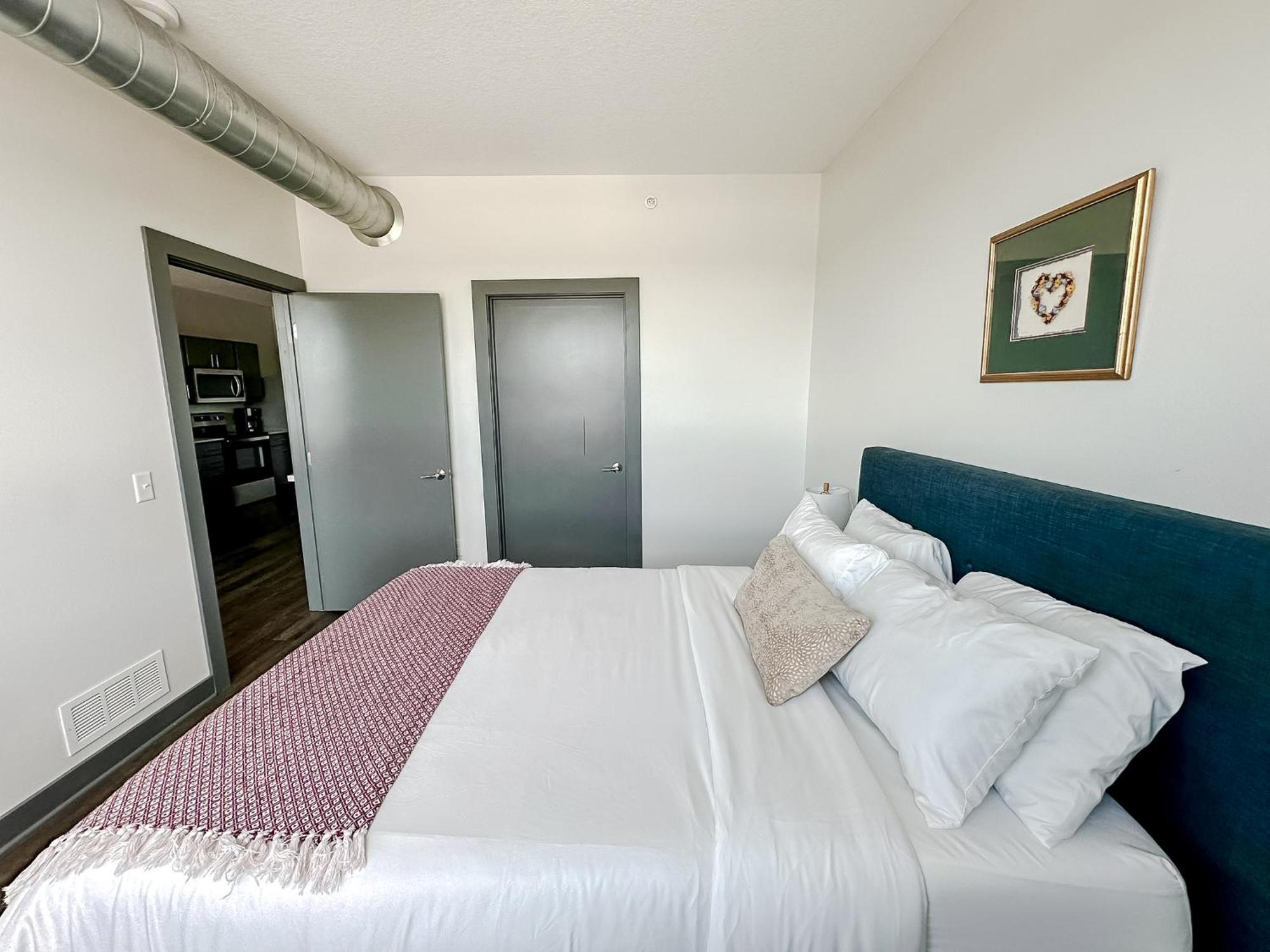 Sleepover 1Bd 1Ba Des Moines Apartments Экстерьер фото