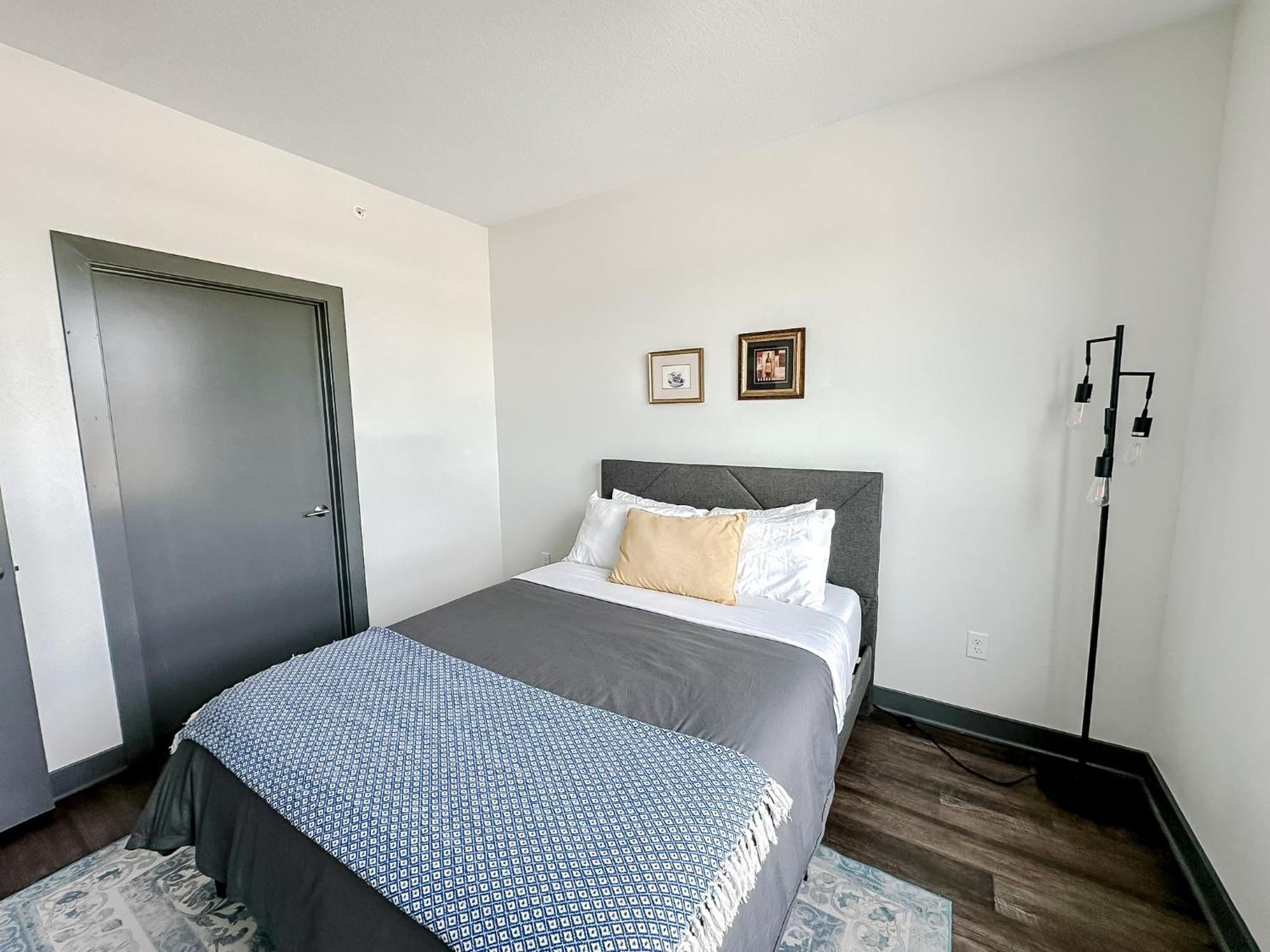 Sleepover 1Bd 1Ba Des Moines Apartments Экстерьер фото